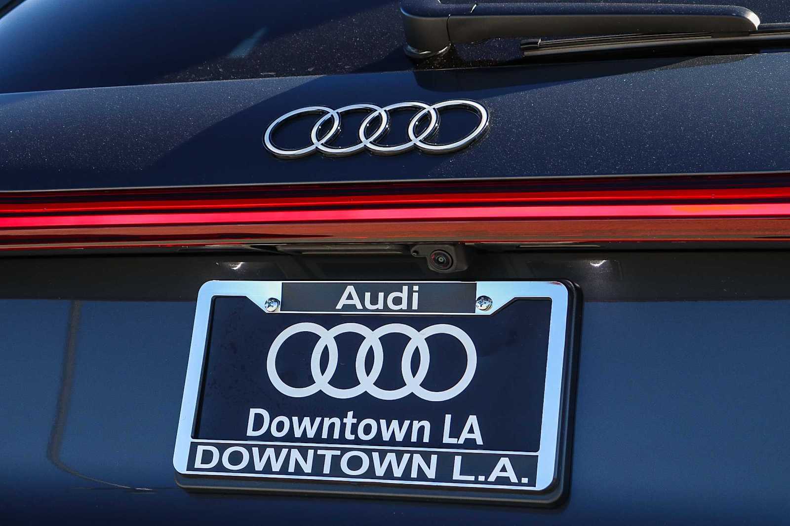 Thumbnail: 2025 Audi Q5 - 11