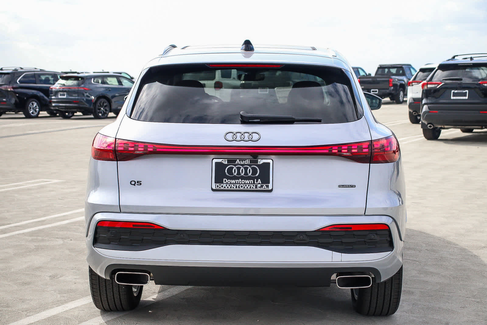 Thumbnail: 2025 Audi Q5 - 8