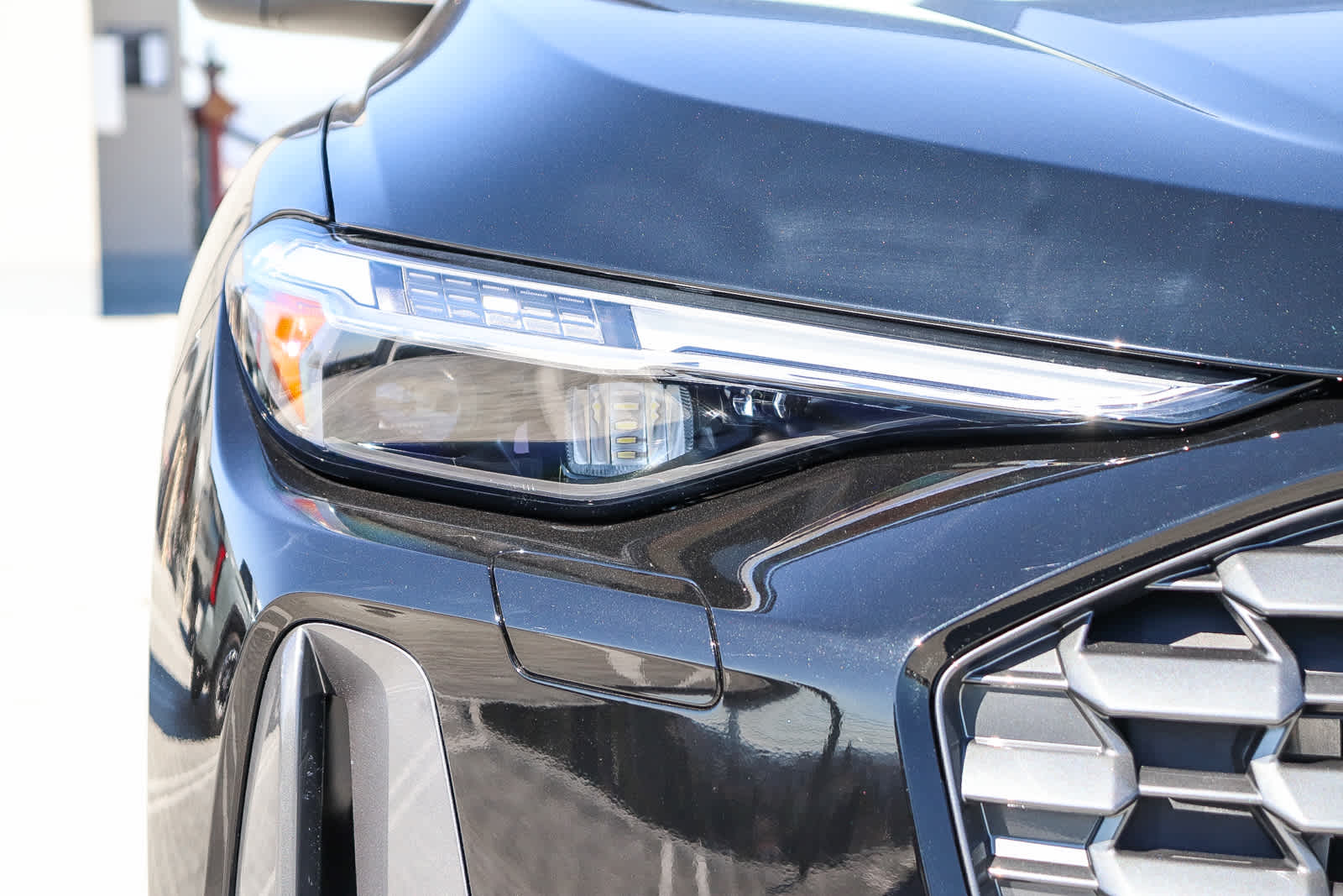 Thumbnail: 2025 Audi Q5 - 6