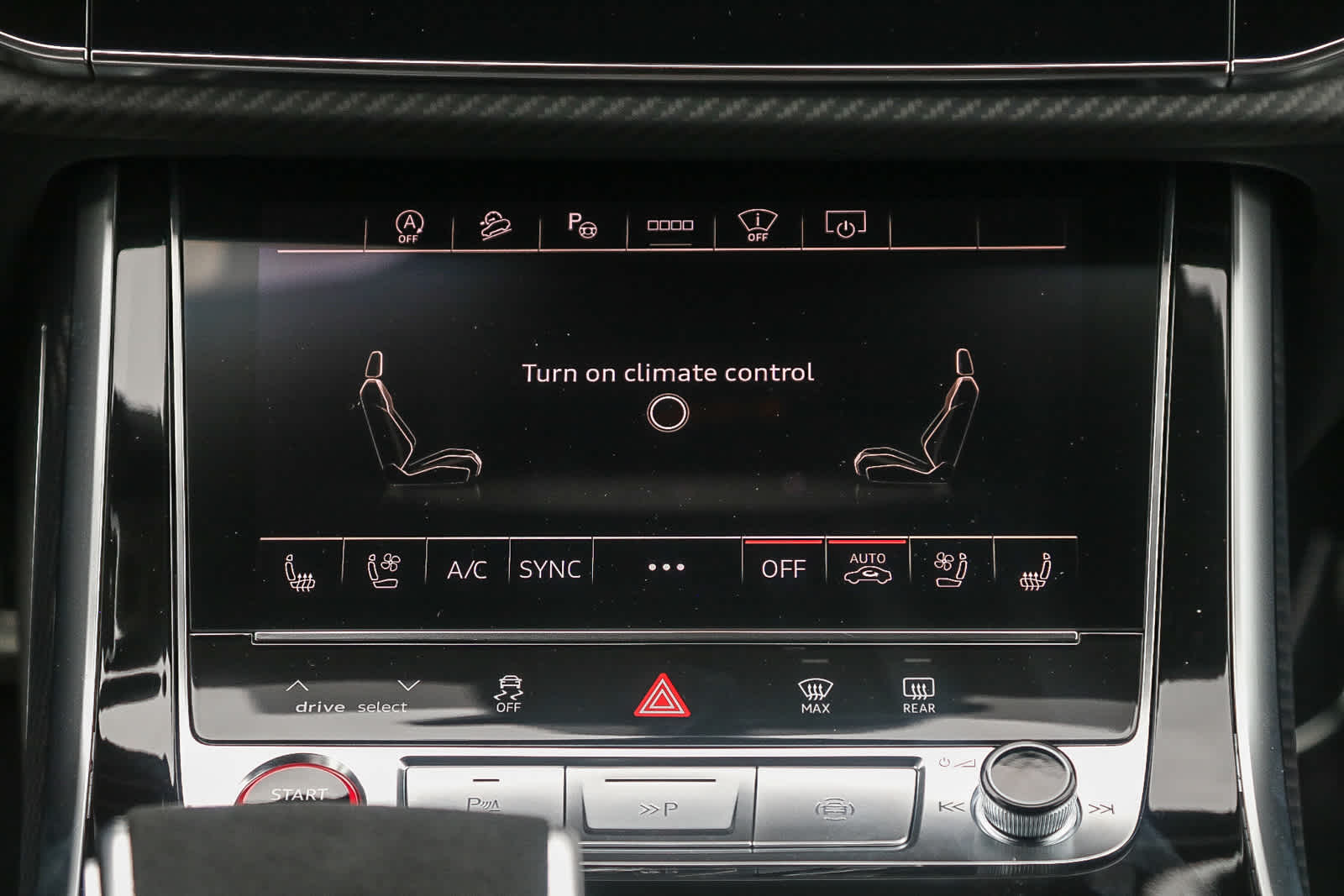 Thumbnail: 2025 Audi RS Q8 - 14