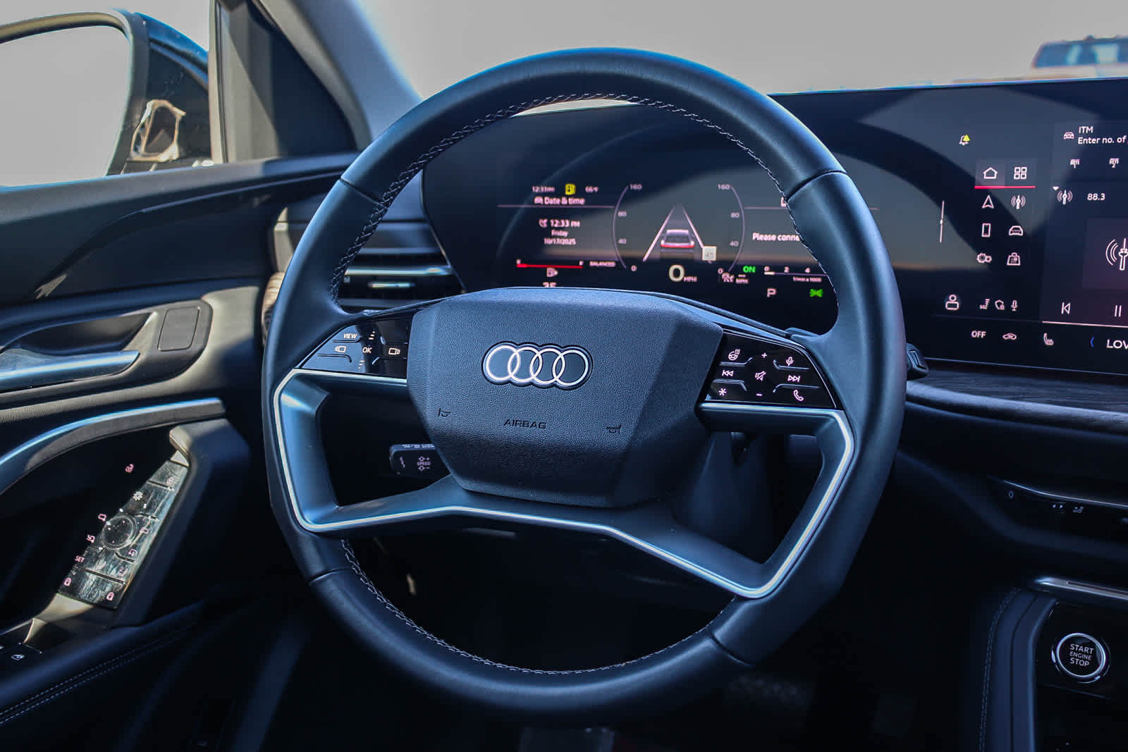 Thumbnail: 2025 Audi Q5 - 20