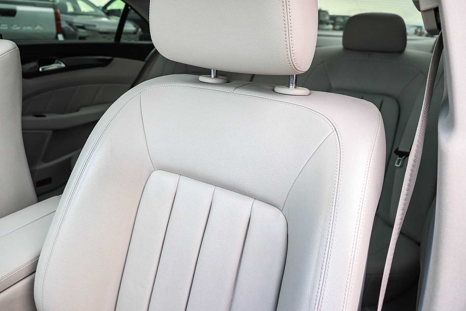 Thumbnail: 2013 Mercedes-Benz CLS - 34