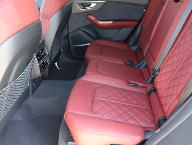 2024 Audi SQ8 Prestige 16