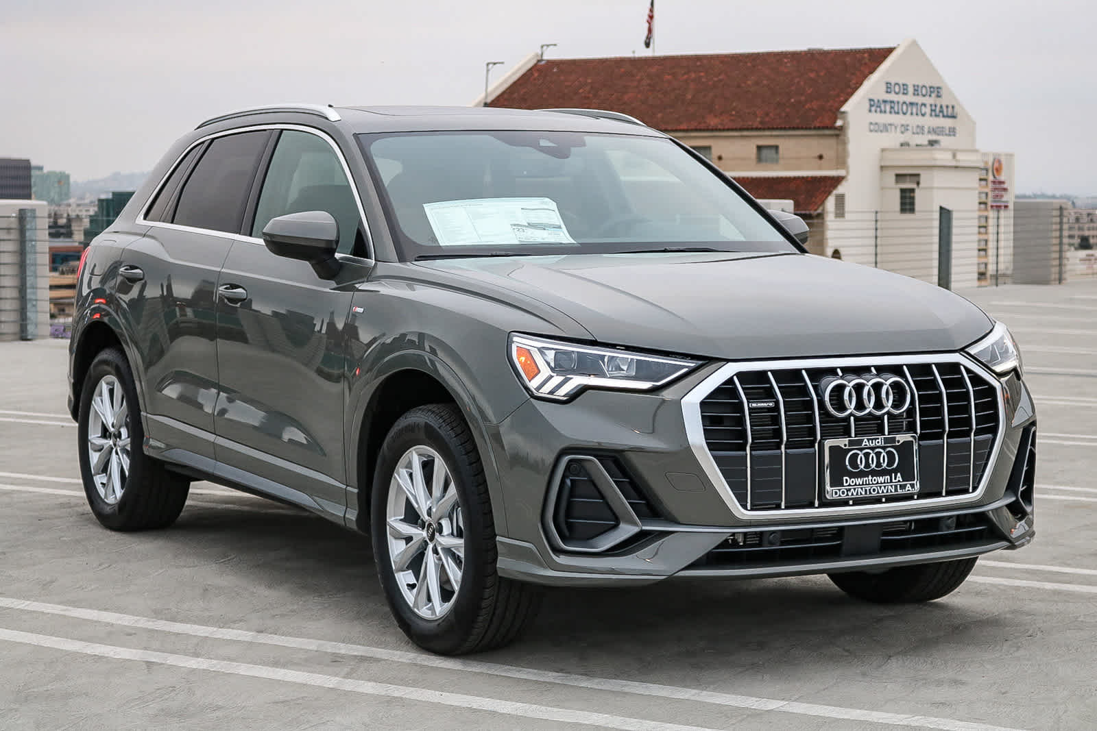 Thumbnail: 2025 Audi Q3 - 3