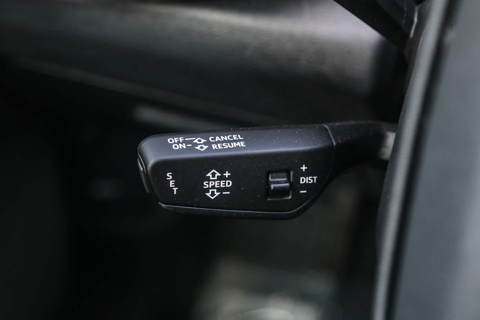 Thumbnail: 2025 Audi SQ5 - 33