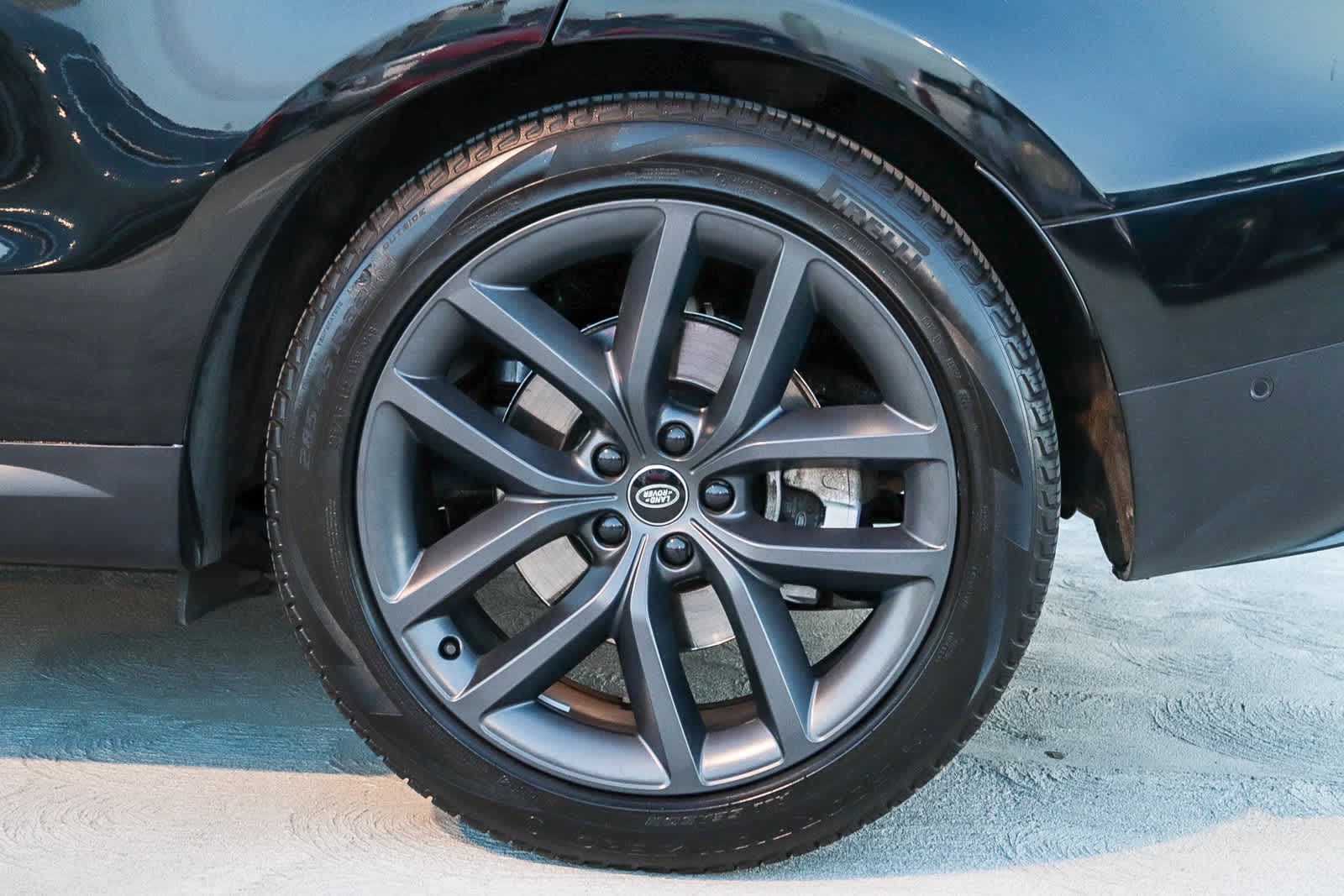 Thumbnail: 2023 Land Rover Range Rover Sport - 13