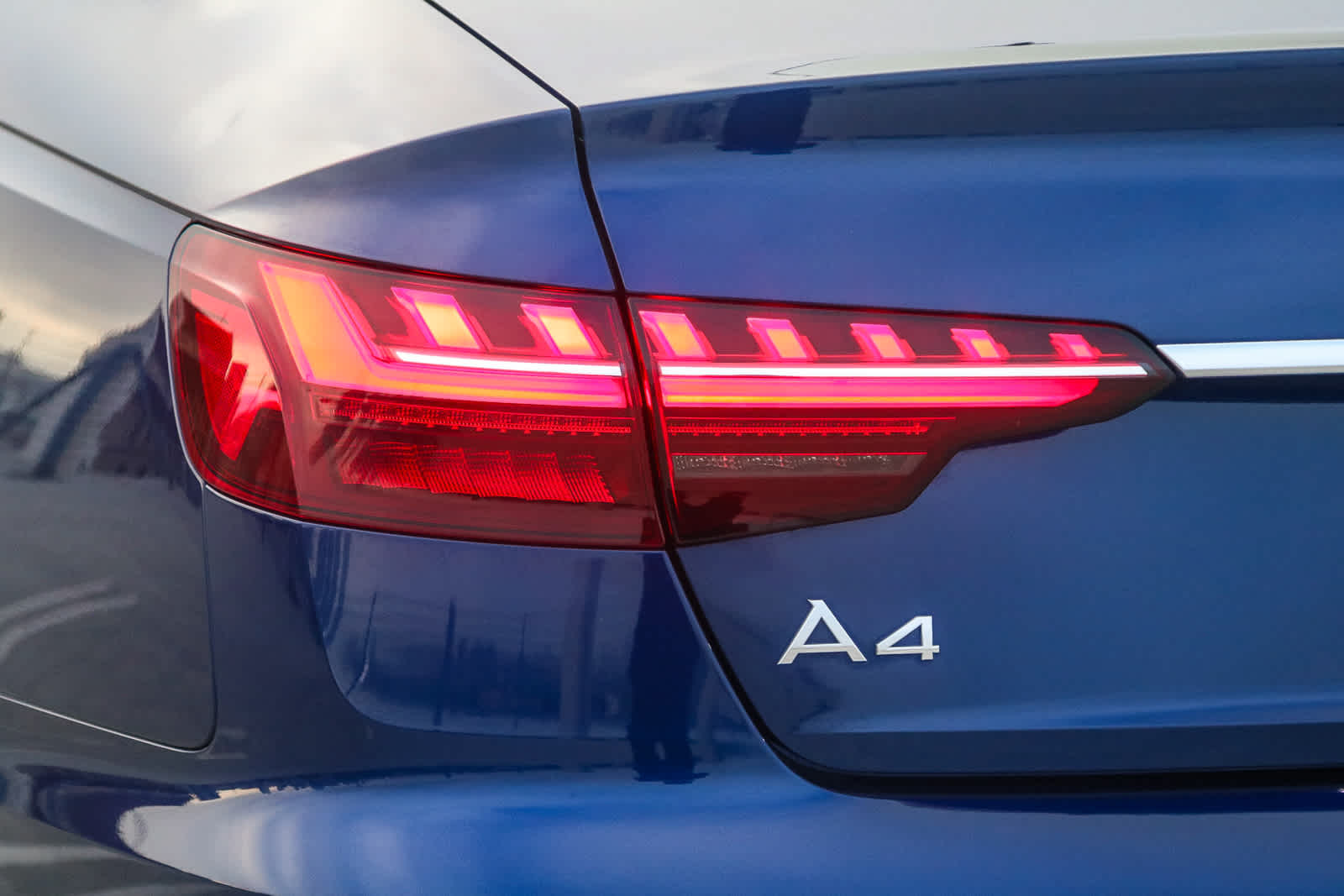 Thumbnail: 2022 Audi A4 - 10