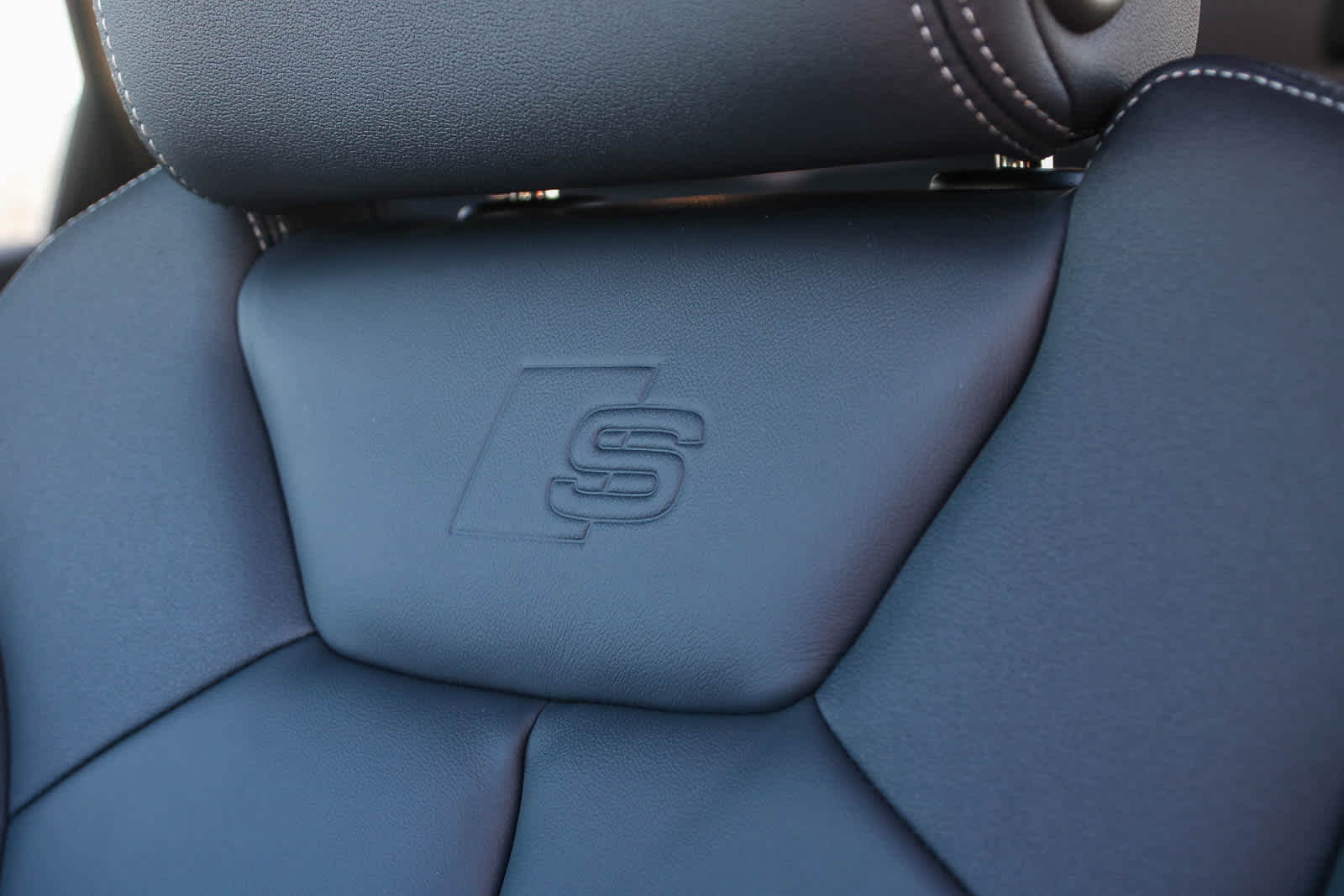 Thumbnail: 2025 Audi Q3 - 44