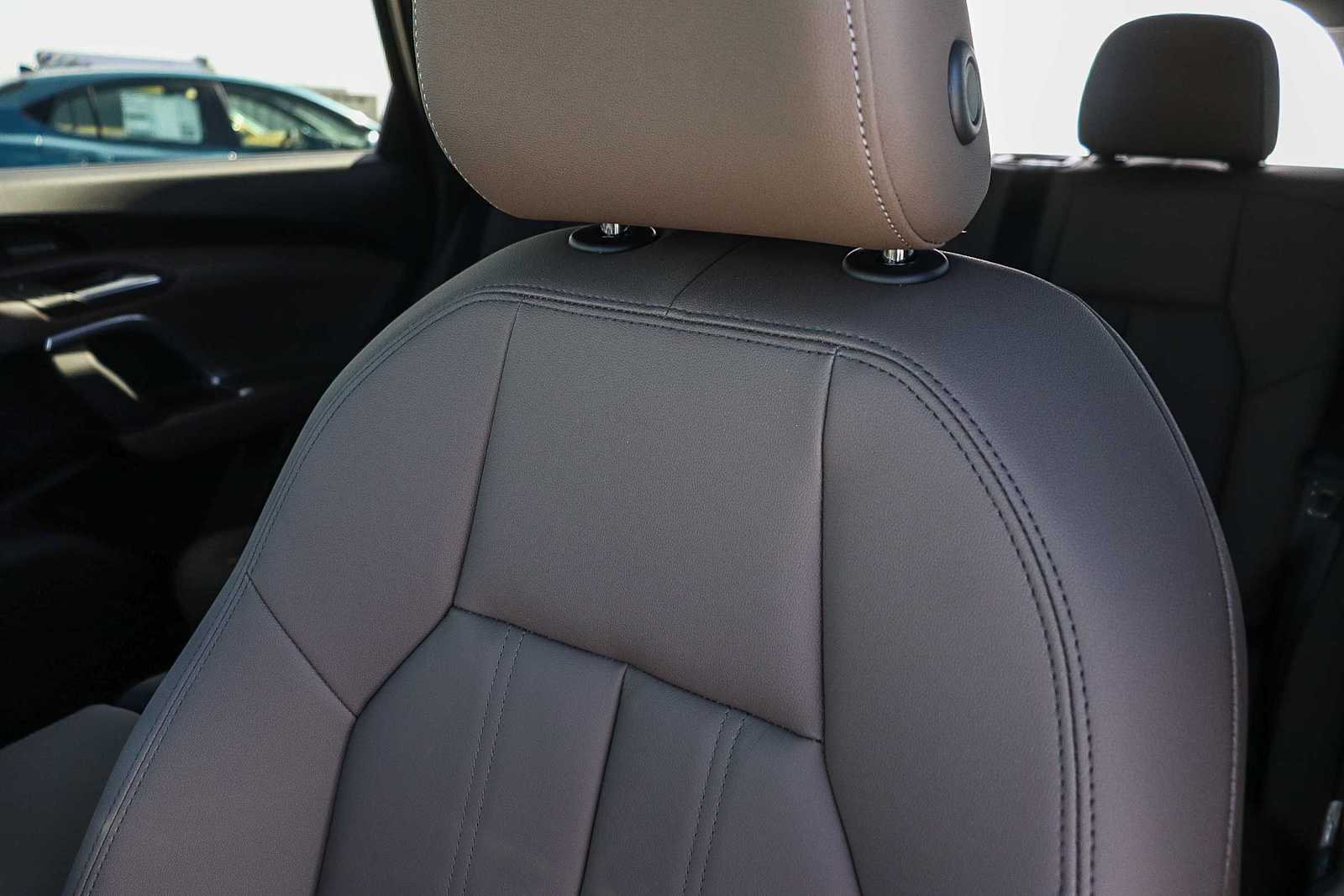 Thumbnail: 2025 Audi Q5 - 34