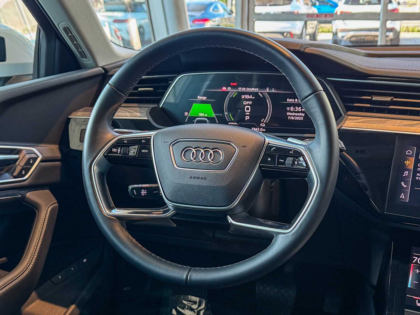 Thumbnail: 2024 Audi Q8 e-tron - 15
