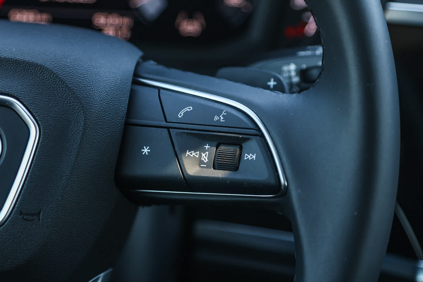 Thumbnail: 2025 Audi Q3 - 21