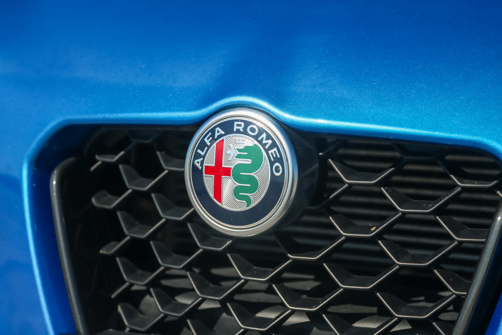 Thumbnail: 2019 Alfa Romeo Giulia - 7