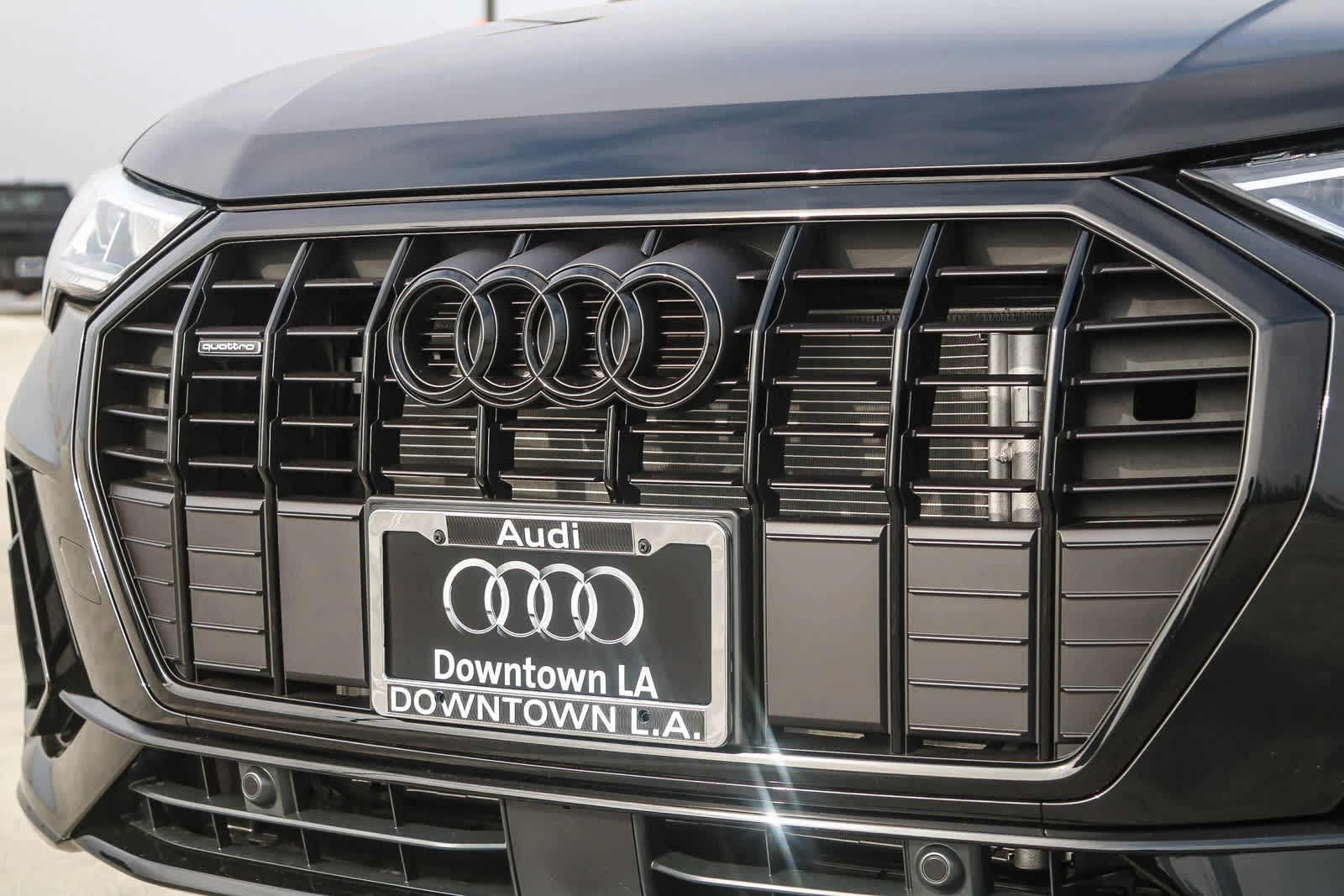 Thumbnail: 2025 Audi Q3 - 6