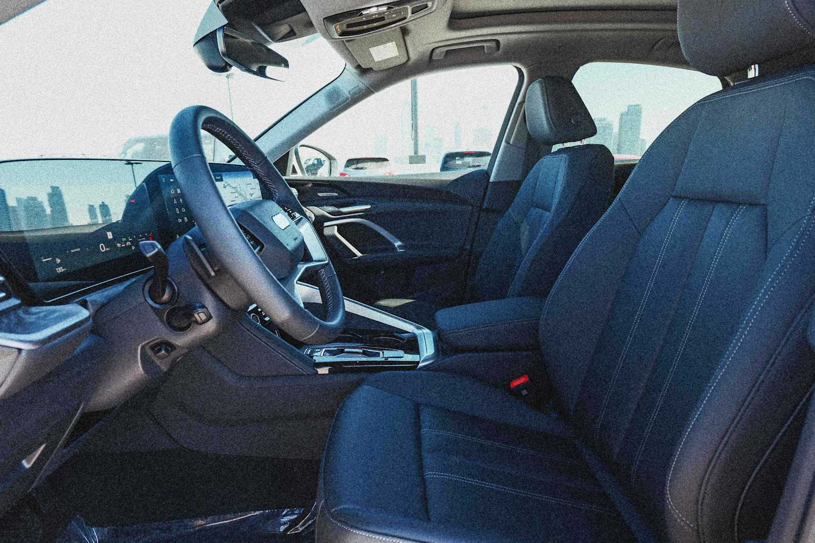 Thumbnail: 2025 Audi Q5 - 20