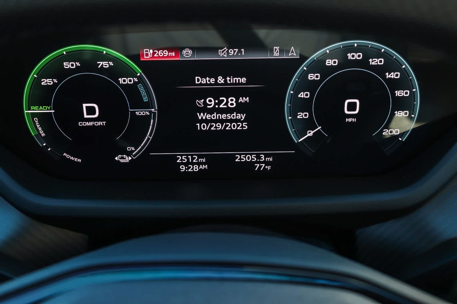 Thumbnail: 2025 Audi RS e-tron GT - 36