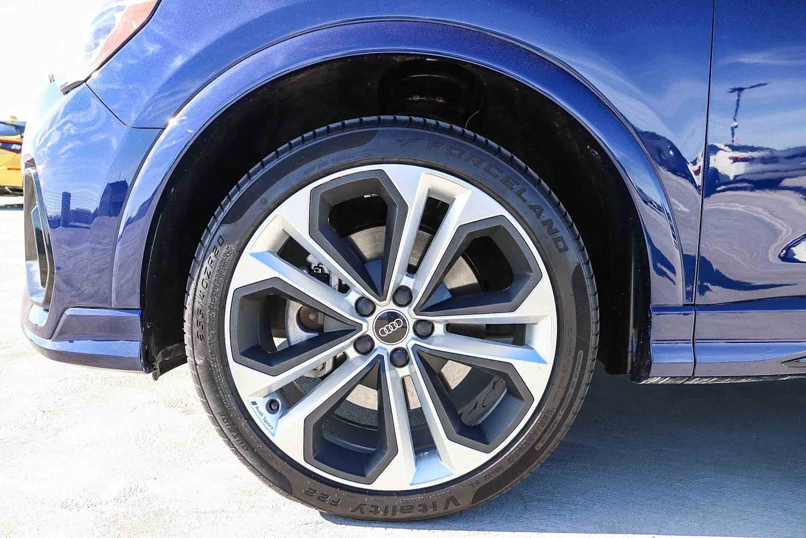 Thumbnail: 2021 Audi Q3 - 14