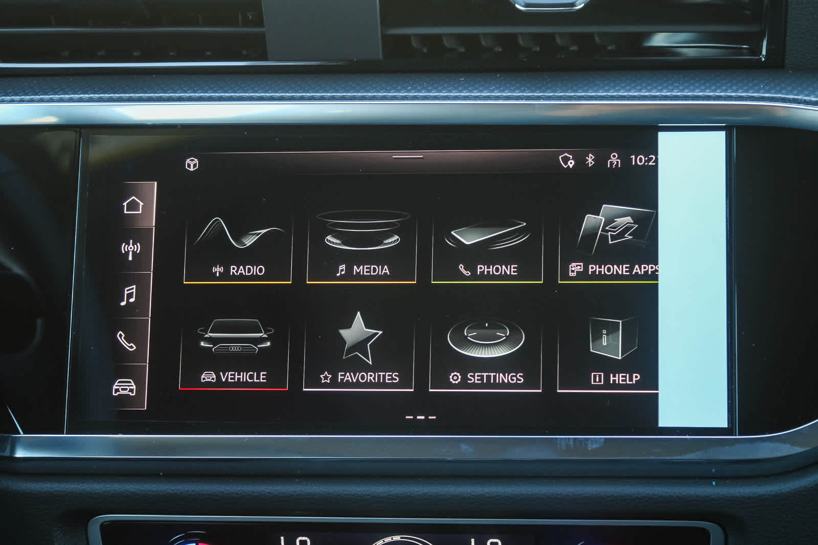 Thumbnail: 2025 Audi Q3 - 20