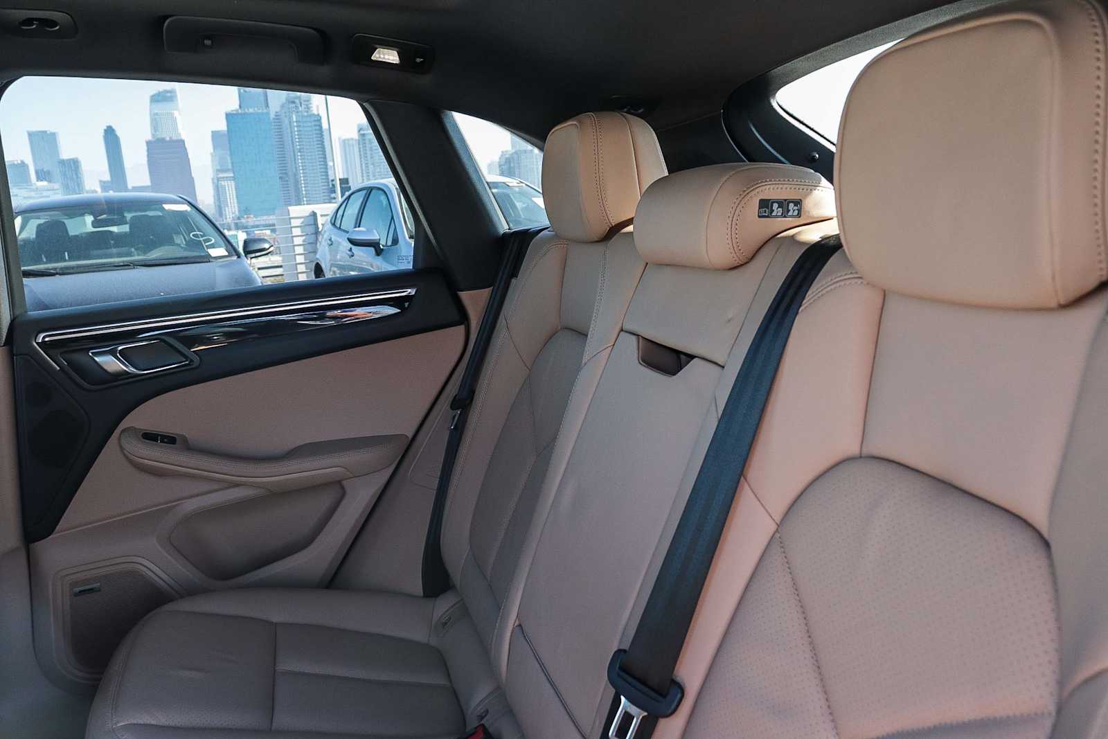 Thumbnail: 2024 Porsche Macan - 22