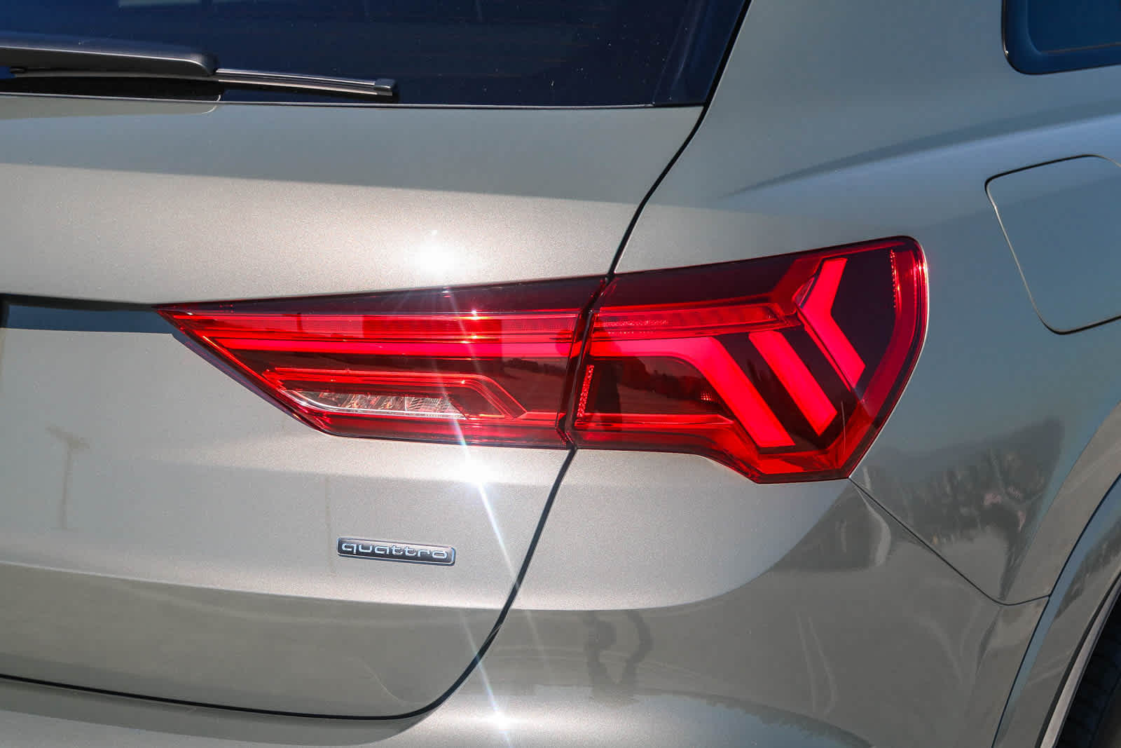 Thumbnail: 2025 Audi Q3 - 12