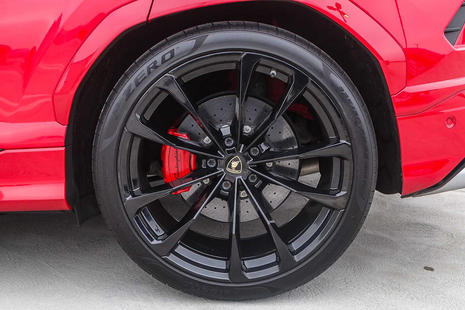 Thumbnail: 2021 Lamborghini Urus - 11
