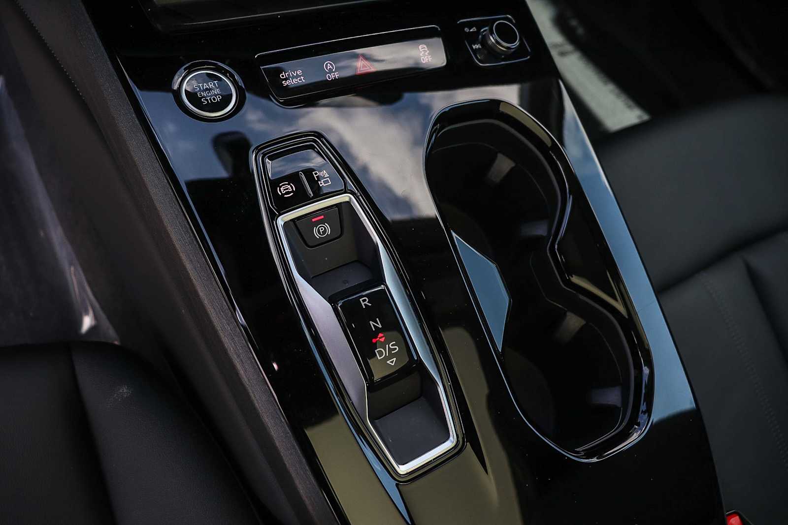 Thumbnail: 2025 Audi A5 - 24