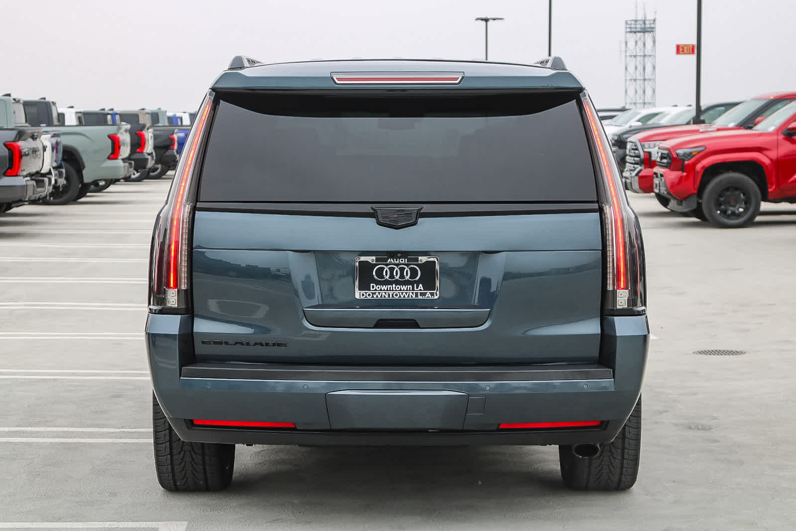 Thumbnail: 2019 Cadillac Escalade - 8
