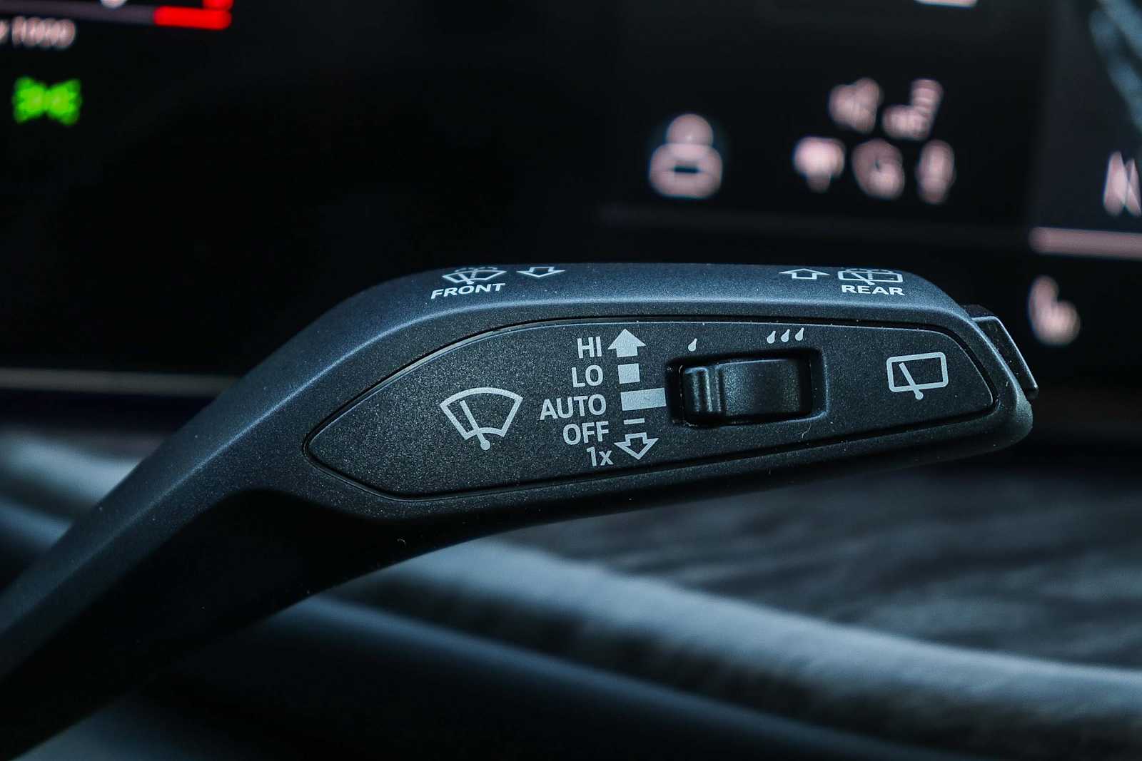 Thumbnail: 2025 Audi Q5 - 31