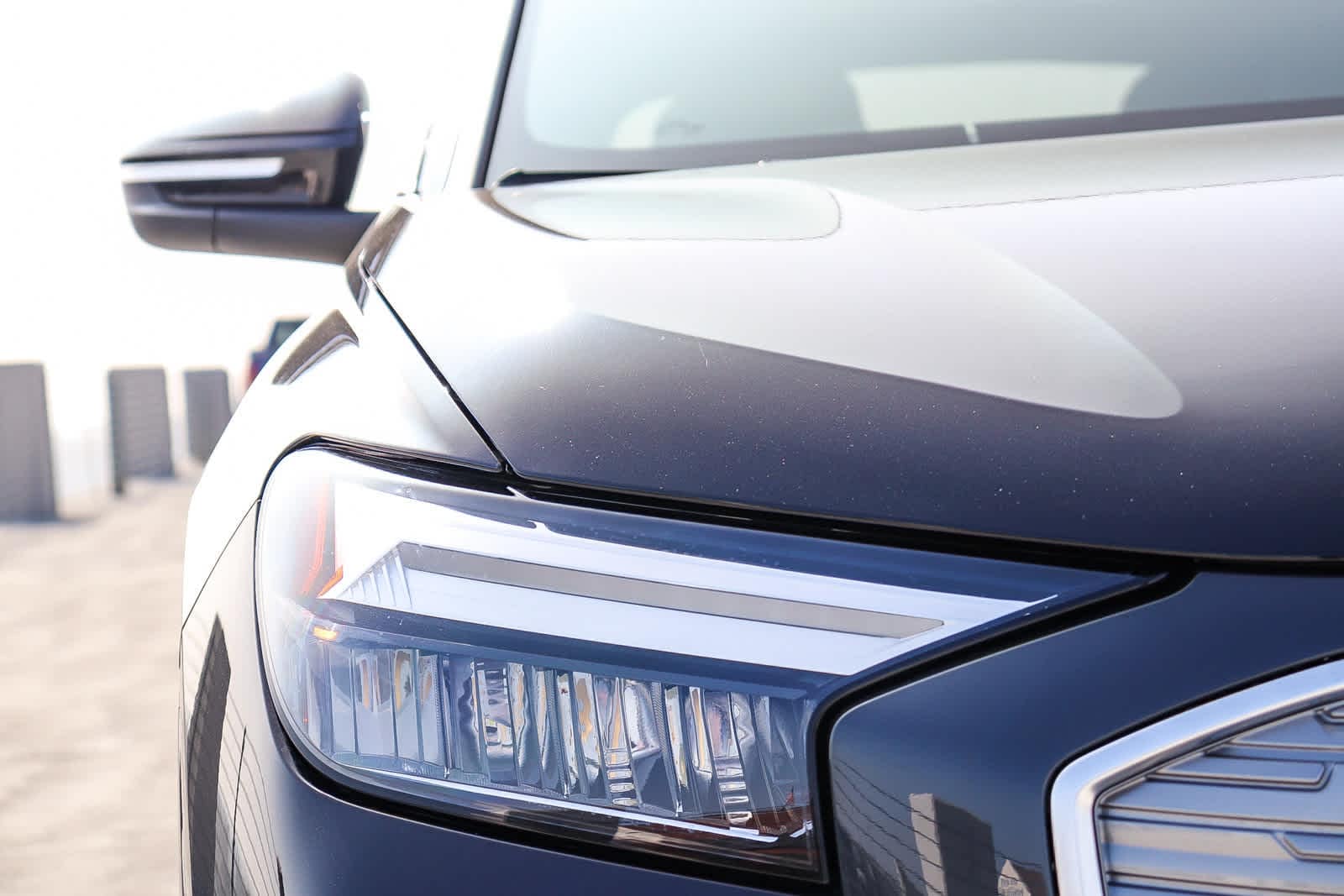 Thumbnail: 2023 Audi Q4 e-tron - 6