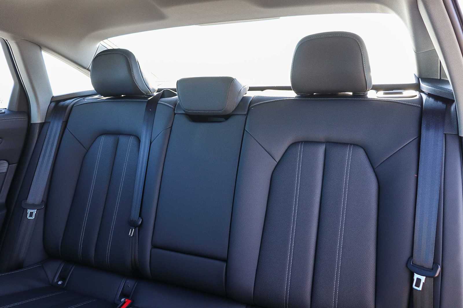 Thumbnail: 2026 Audi A6 - 23