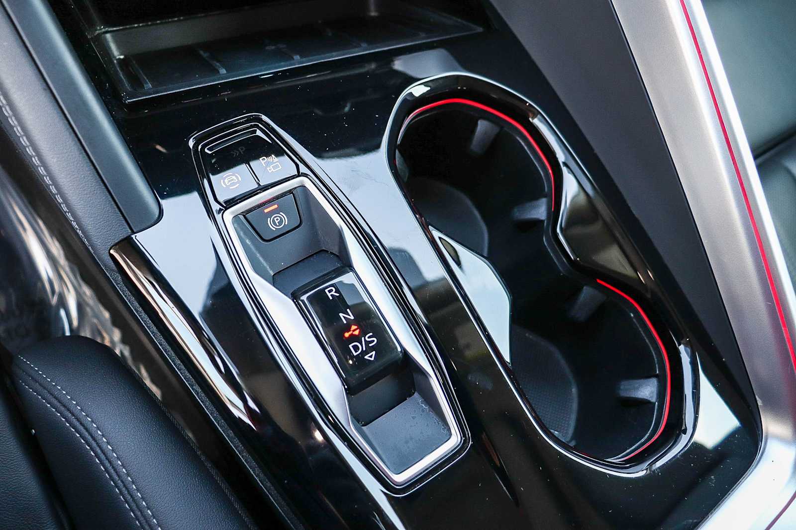 Thumbnail: 2025 Audi Q5 - 24