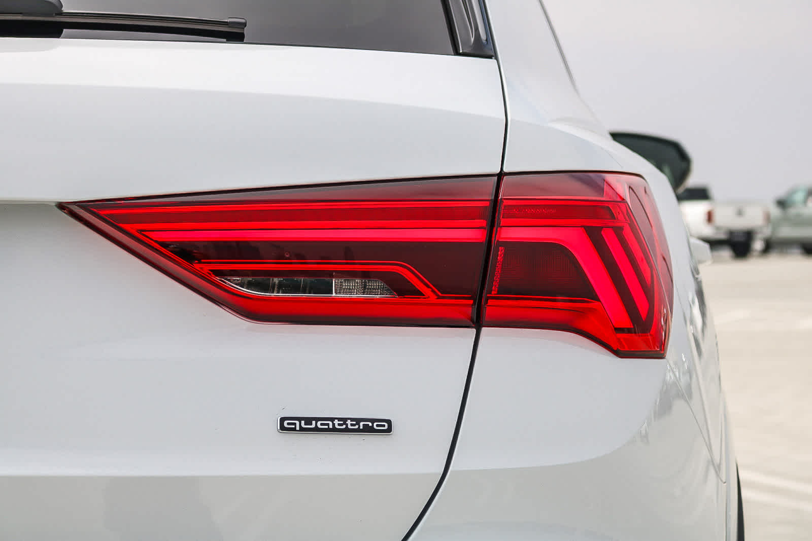 Thumbnail: 2025 Audi Q3 - 11