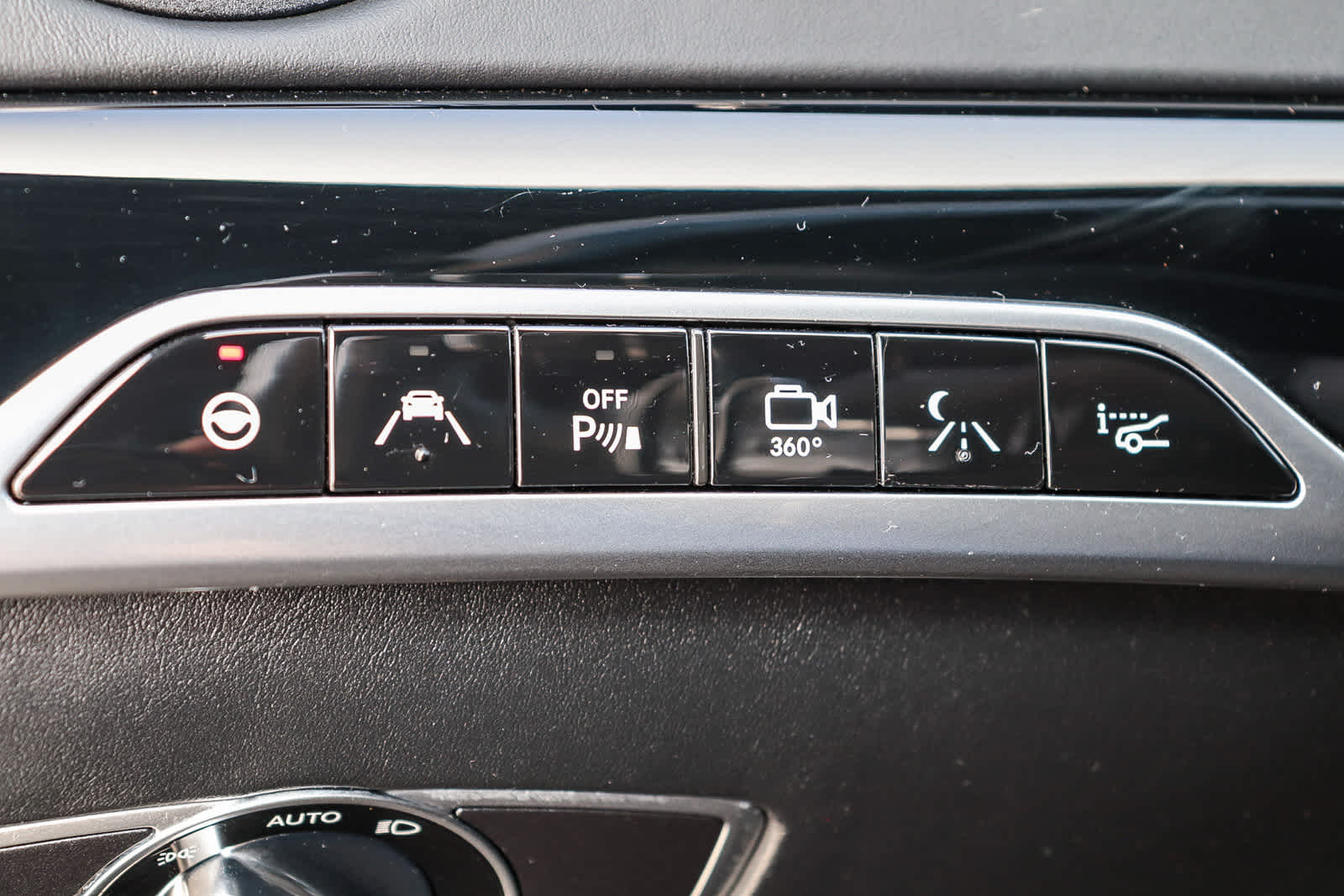 Thumbnail: 2016 Mercedes-Benz S-Class - 43