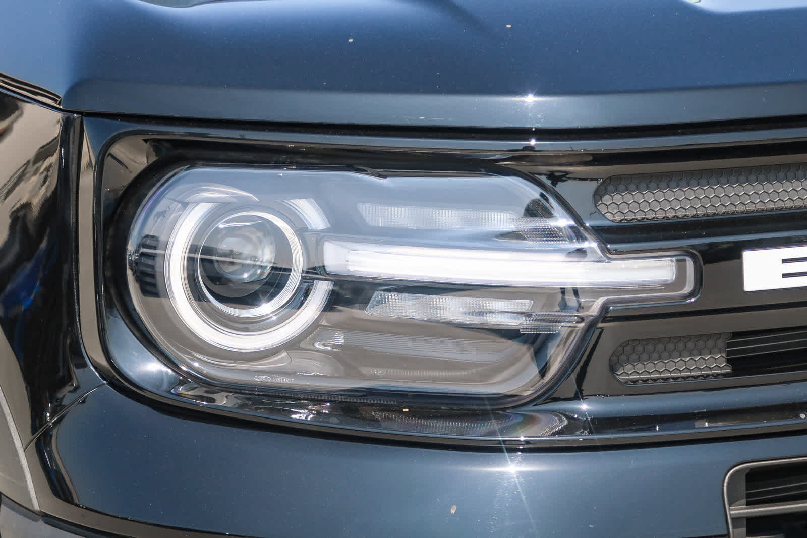 Thumbnail: 2022 Ford Bronco Sport - 4