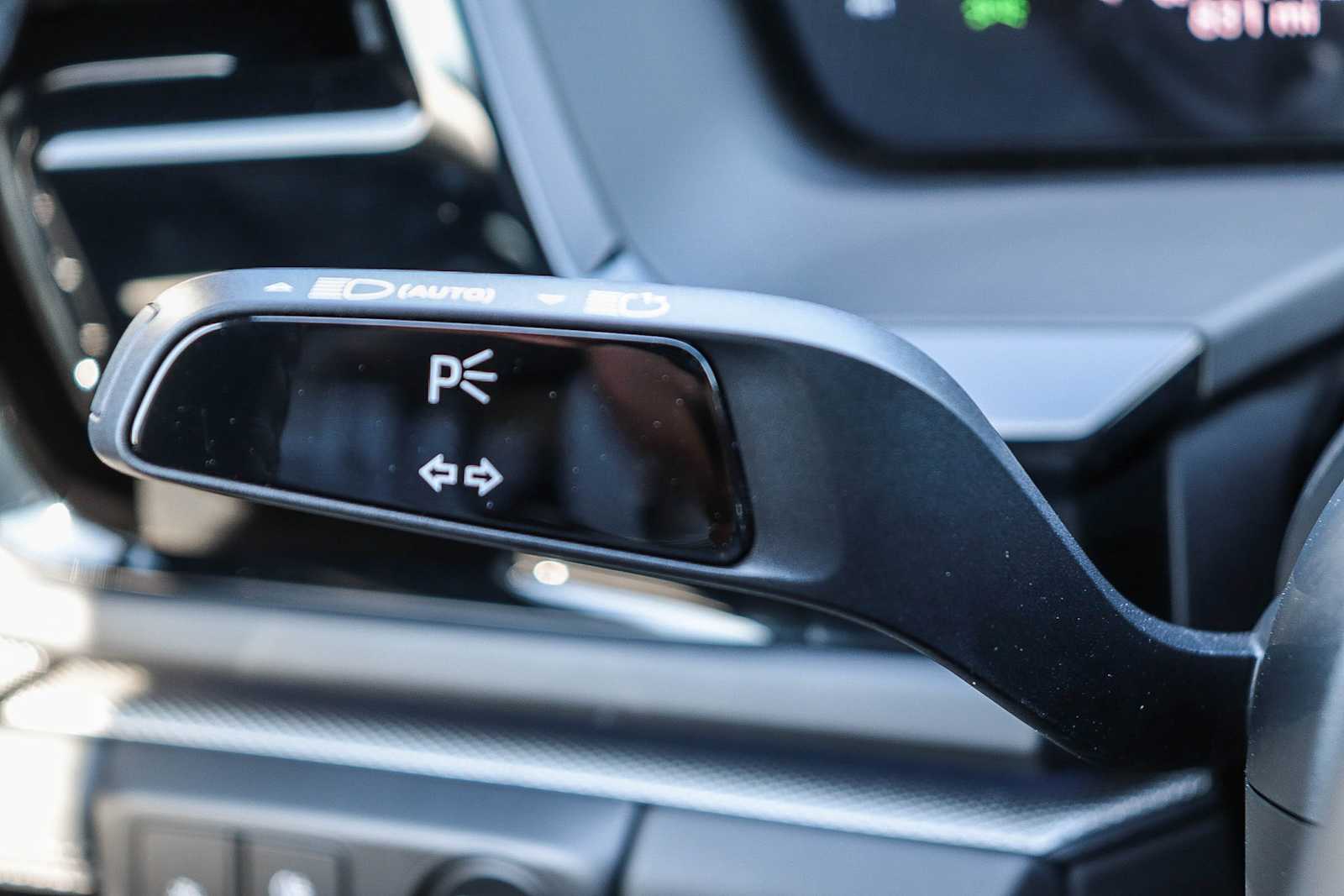 Thumbnail: 2025 Porsche Panamera - 29