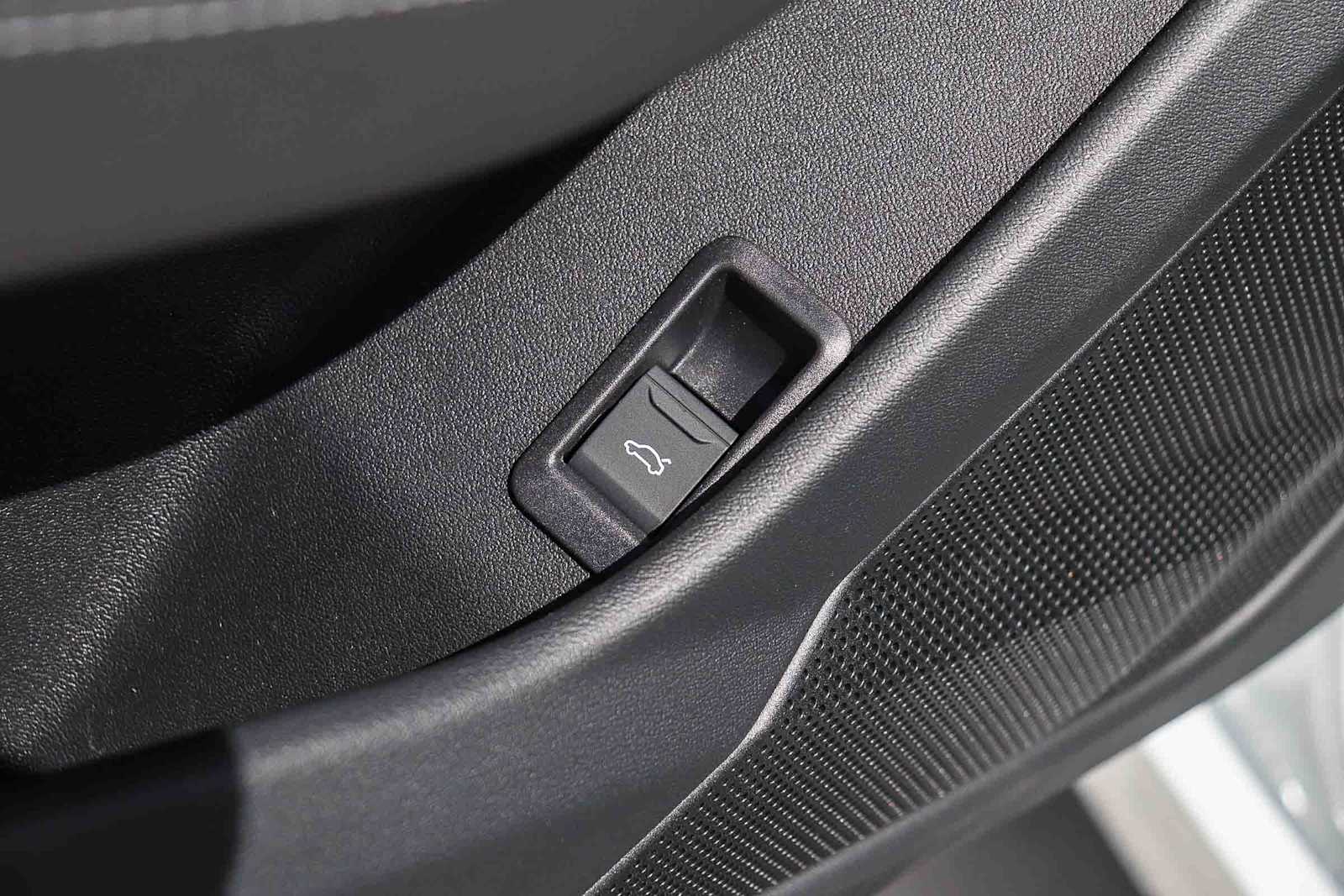 Thumbnail: 2026 Audi A6 - 27