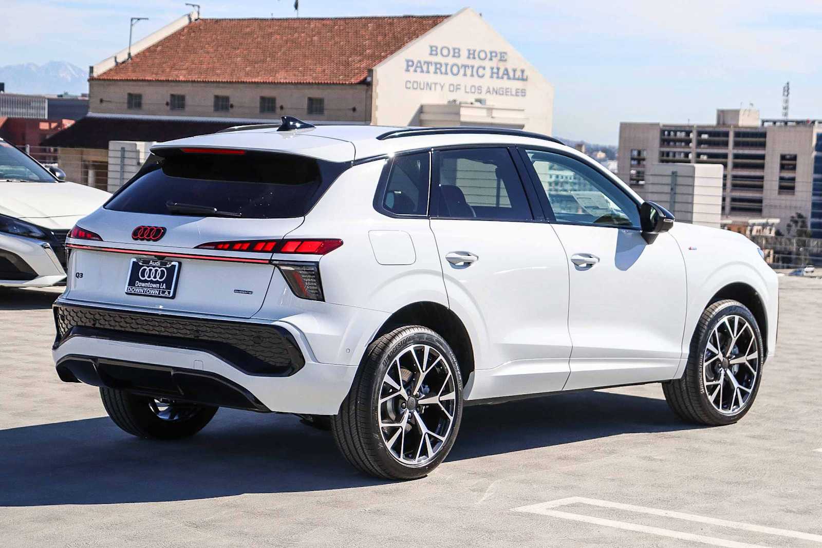 Thumbnail: 2026 Audi Q3 - 4