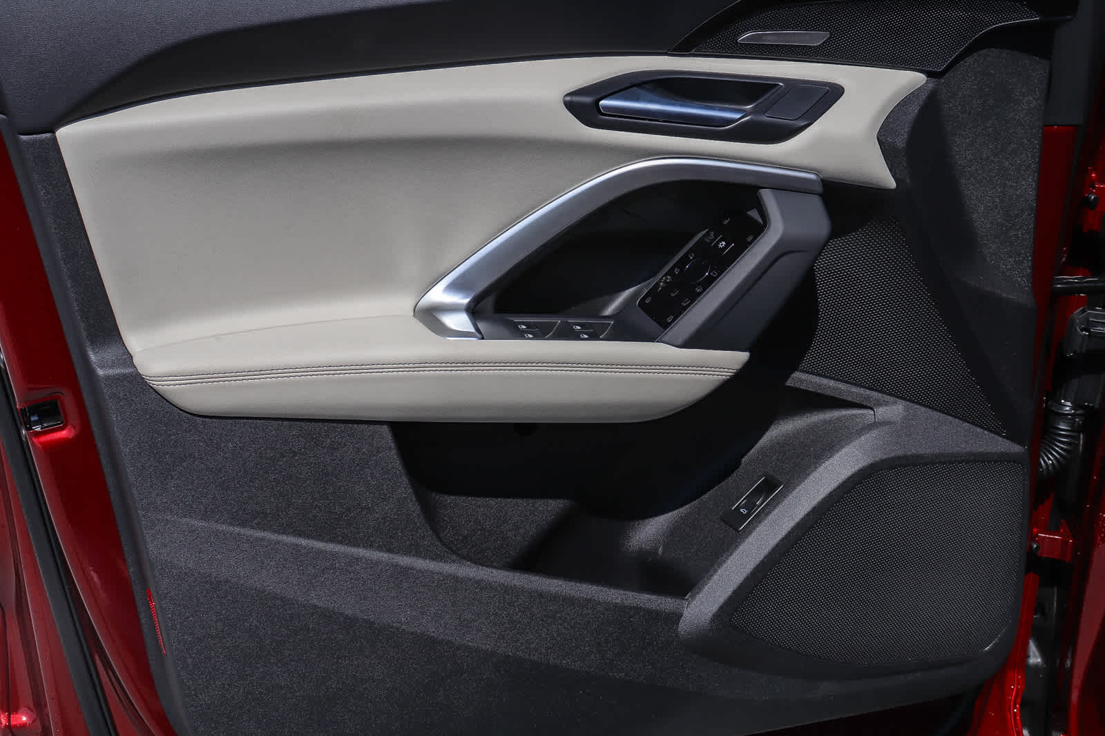 Thumbnail: 2025 Audi Q5 - 23