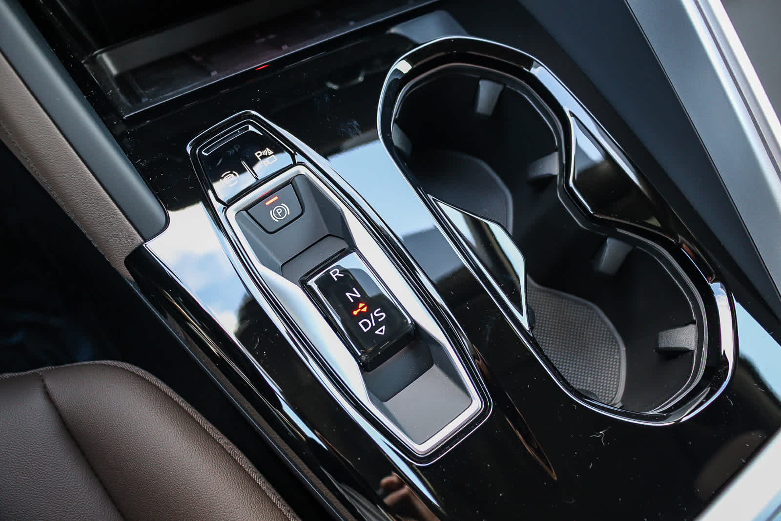 Thumbnail: 2025 Audi Q5 - 26