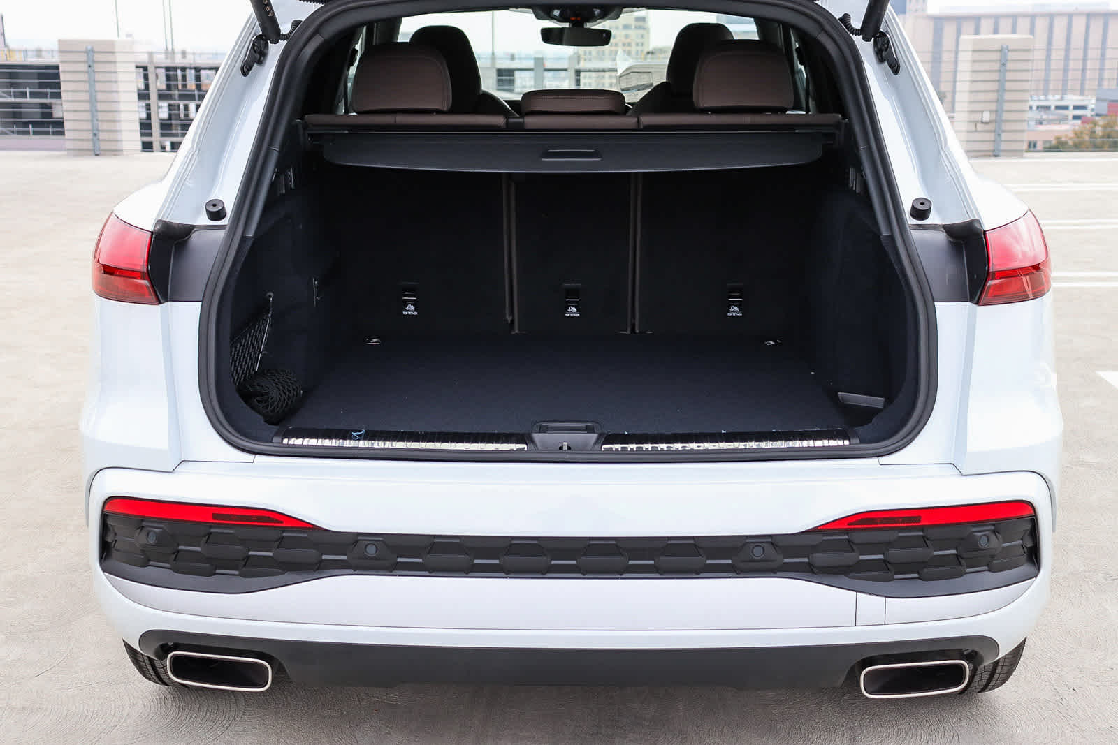 Thumbnail: 2025 Audi Q5 - 36