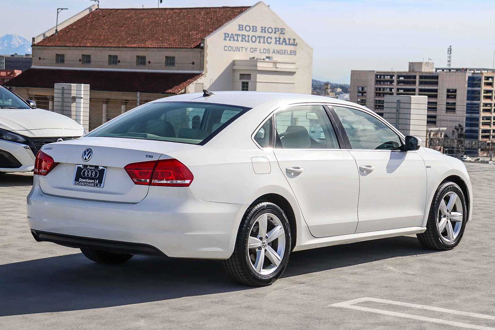 Thumbnail: 2015 Volkswagen Passat - 4