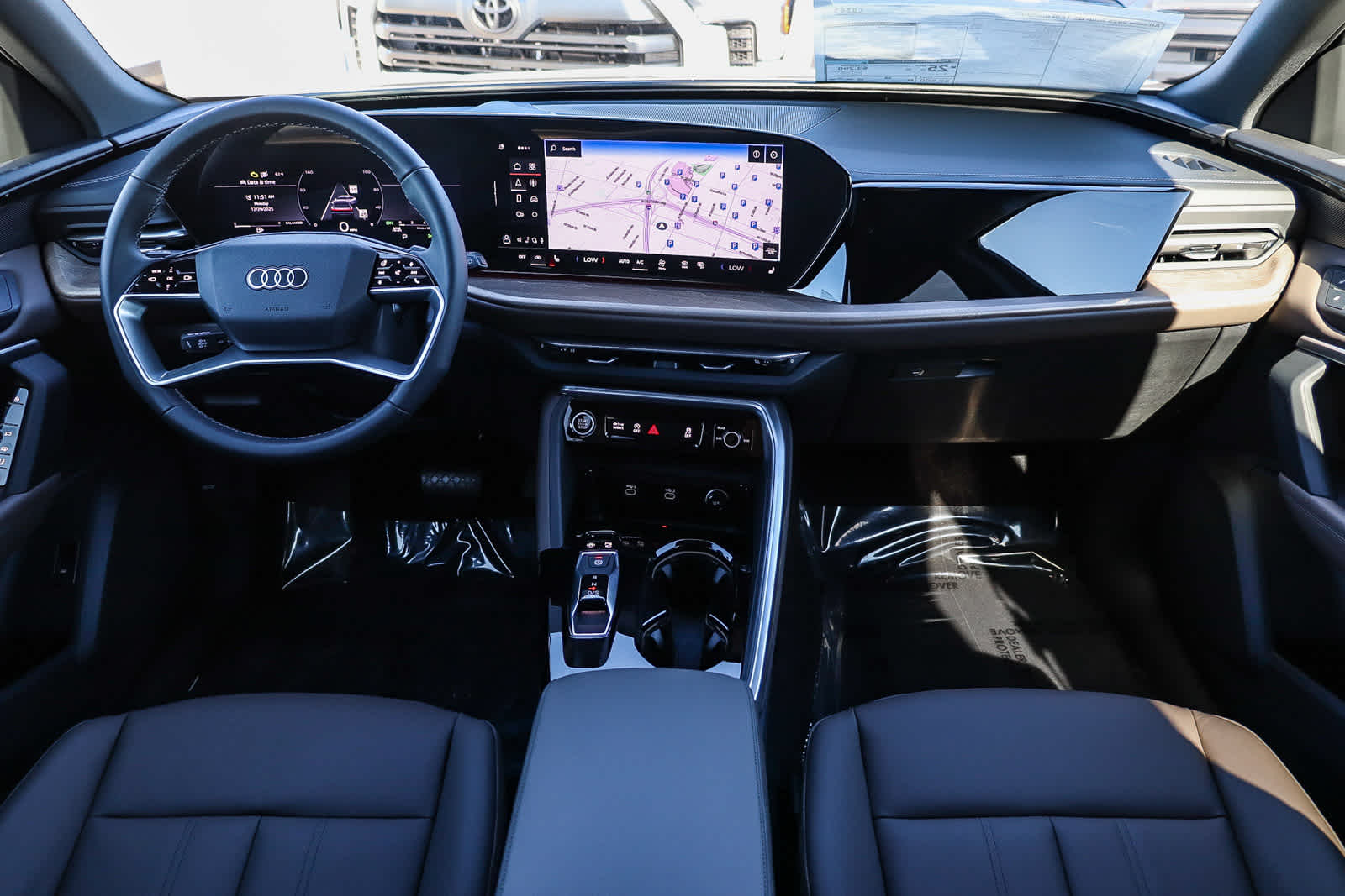 Thumbnail: 2025 Audi Q5 - 15