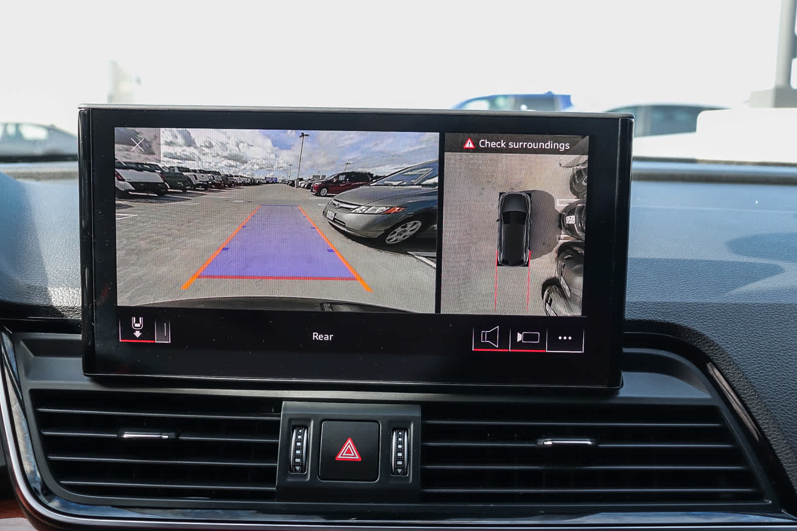 Thumbnail: 2023 Audi Q5 - 33