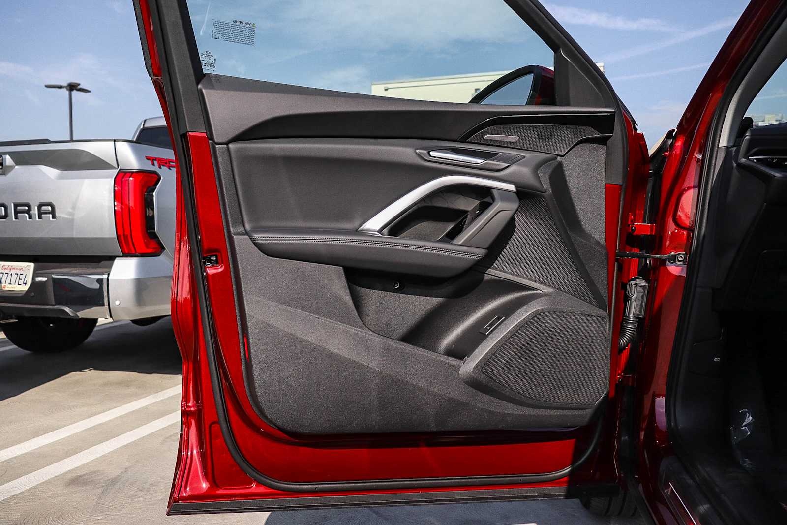 Thumbnail: 2025 Audi Q5 - 28