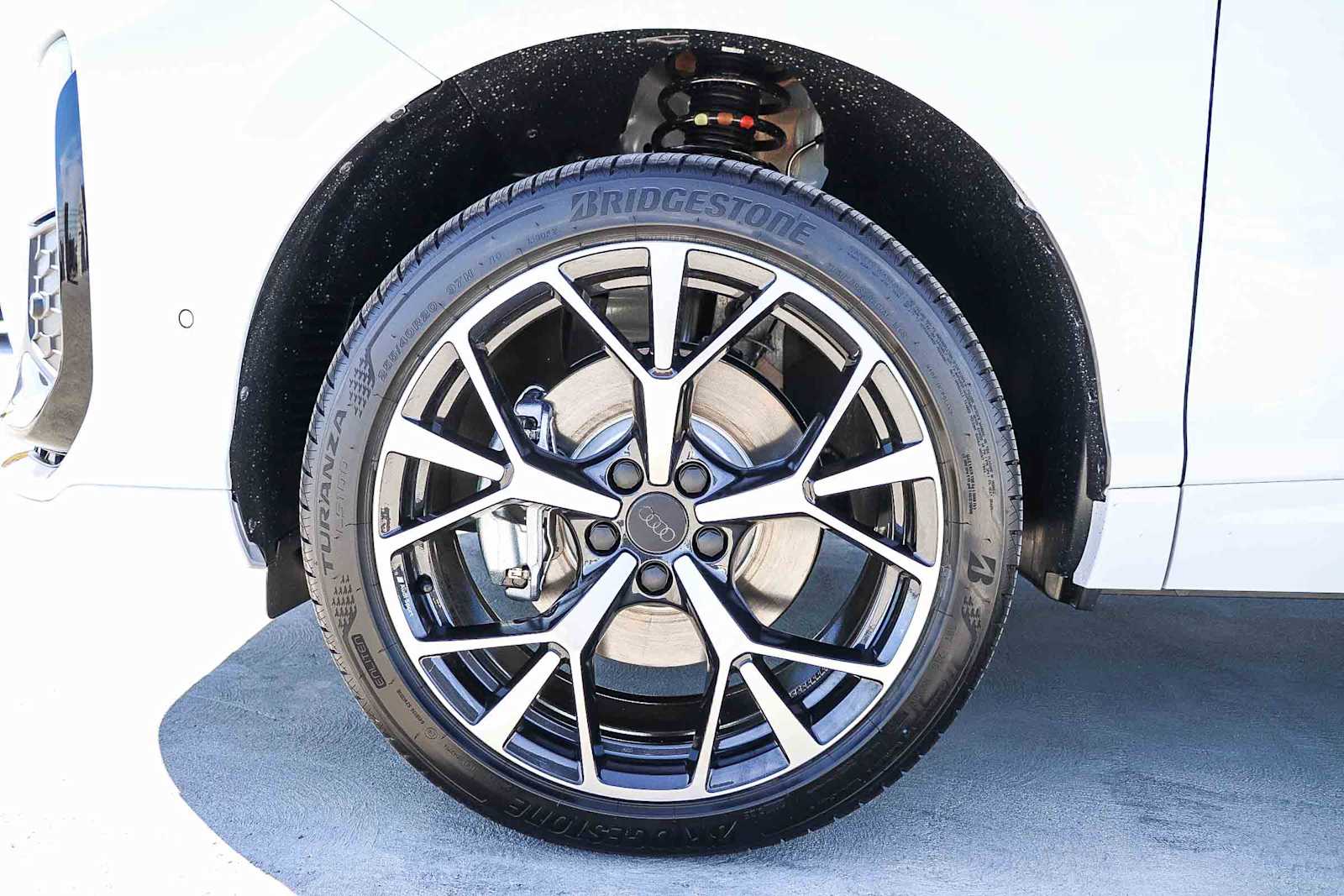 Thumbnail: 2026 Audi Q3 - 14