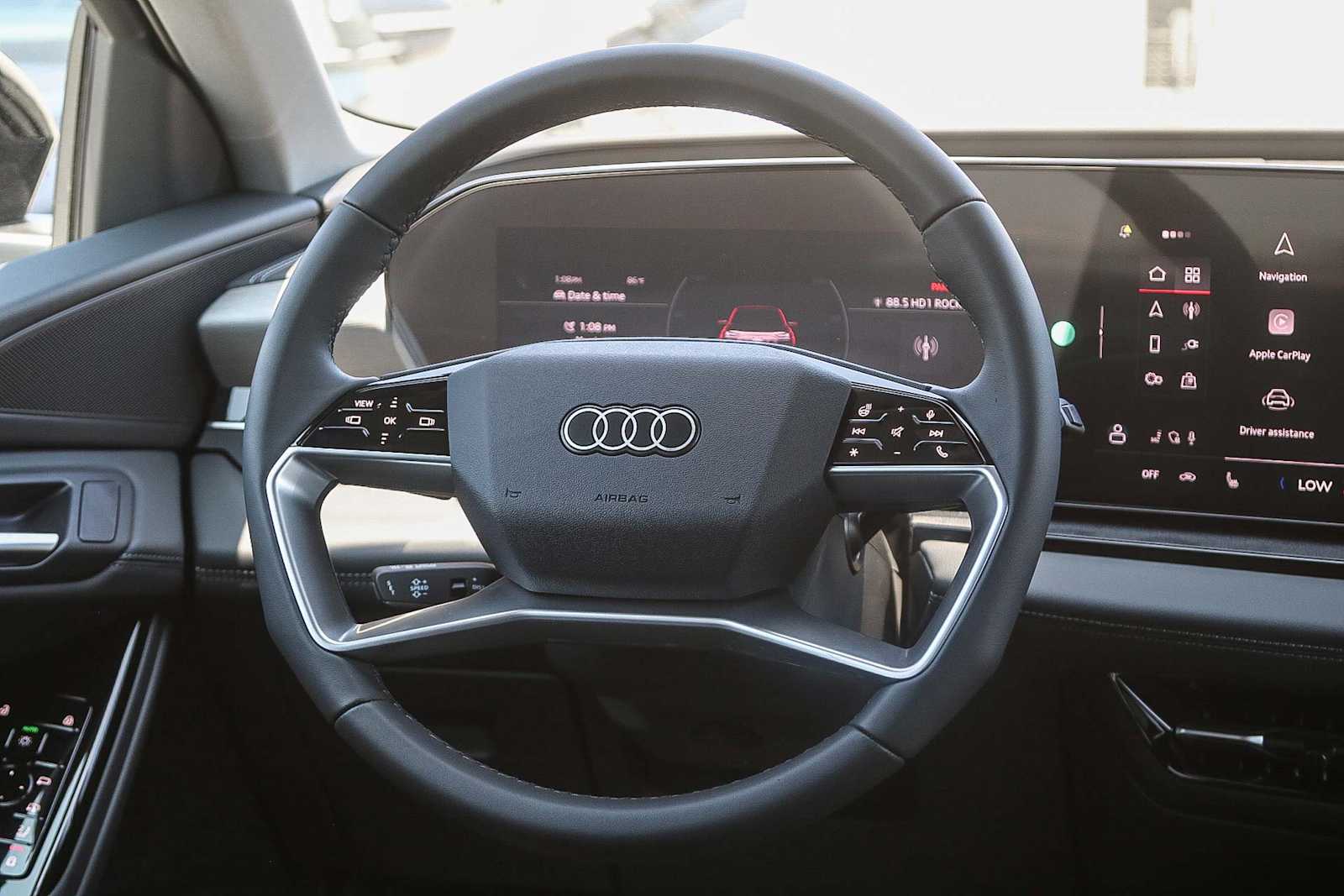 Thumbnail: 2025 Audi Q6 e-tron - 15