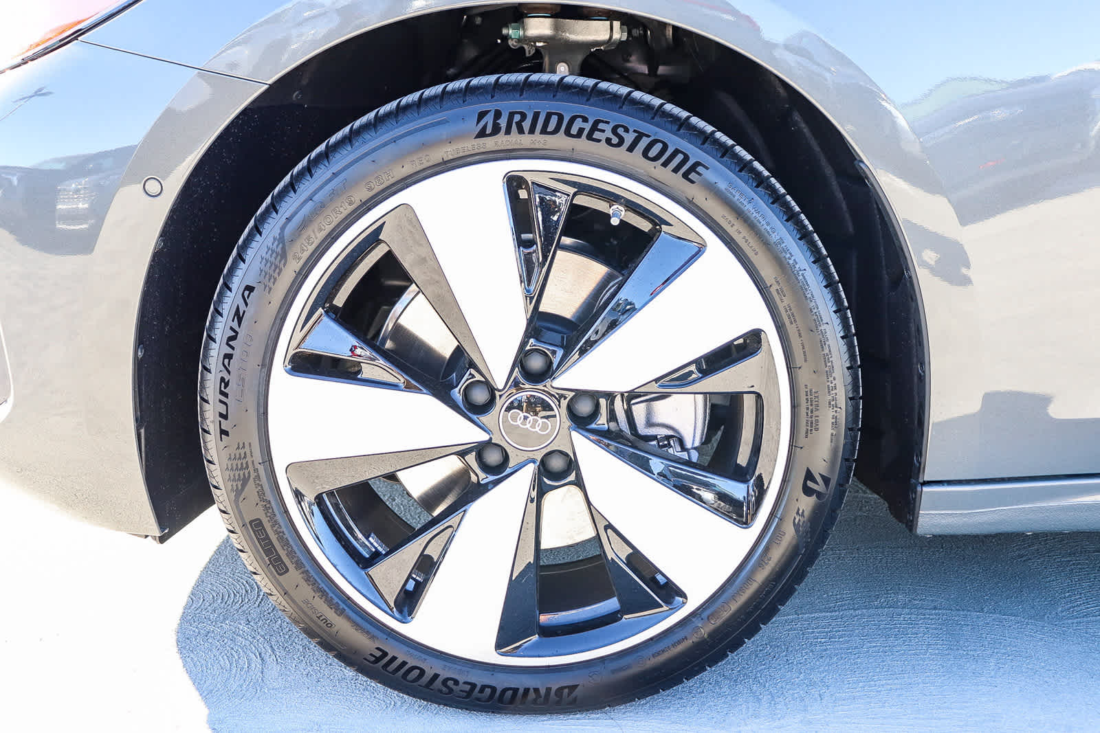 Thumbnail: 2025 Audi A5 - 14