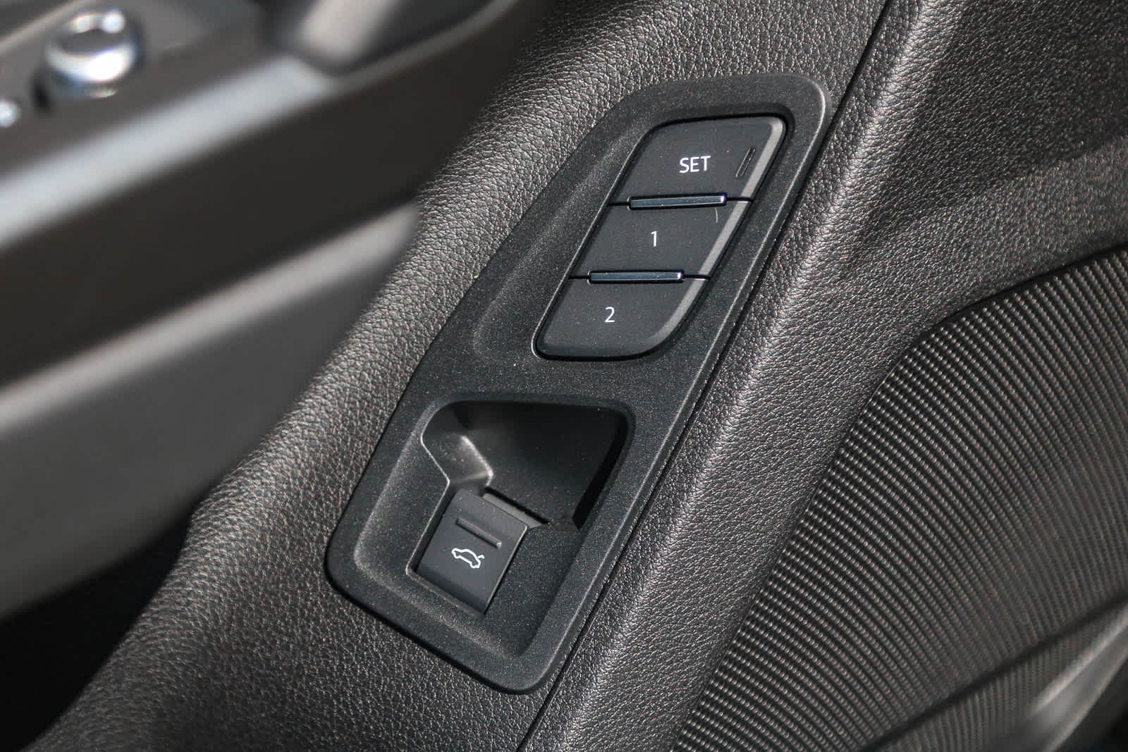 Thumbnail: 2025 Audi Q3 - 34