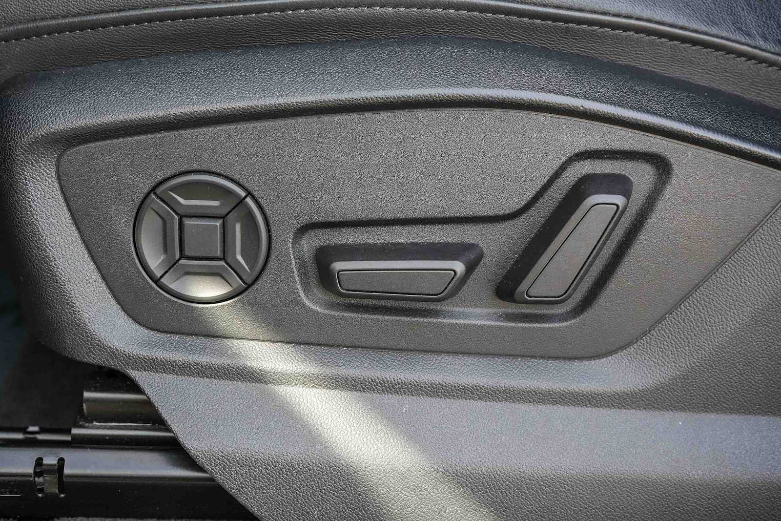 Thumbnail: 2022 Audi Q7 - 28