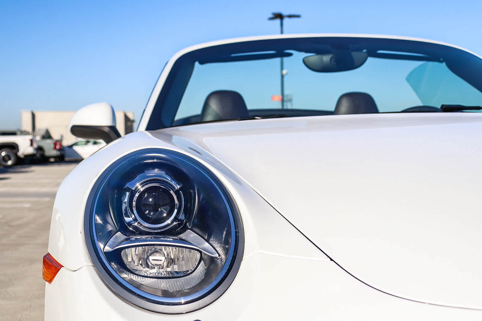 Thumbnail: 2014 Porsche 911 - 15