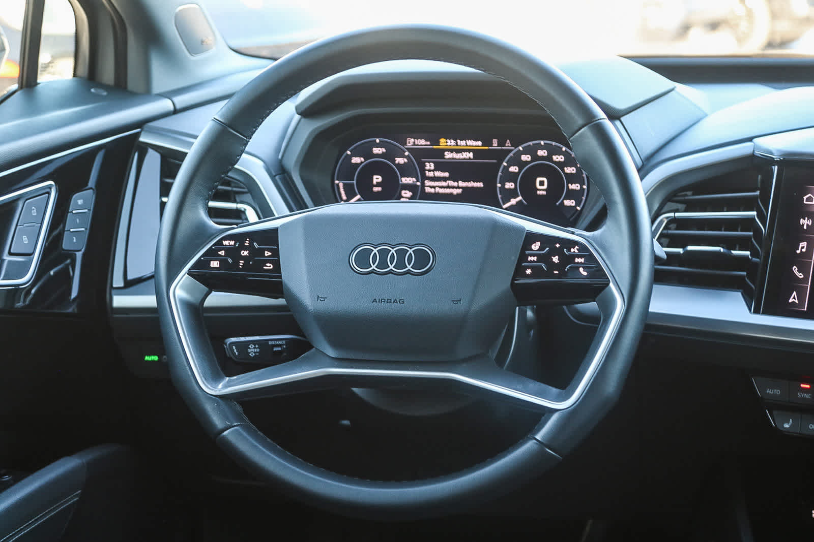 Thumbnail: 2023 Audi Q4 e-tron - 14